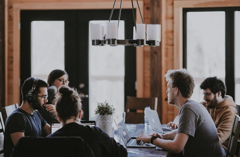 What is Agile Project Management and How Flowlu Uses It